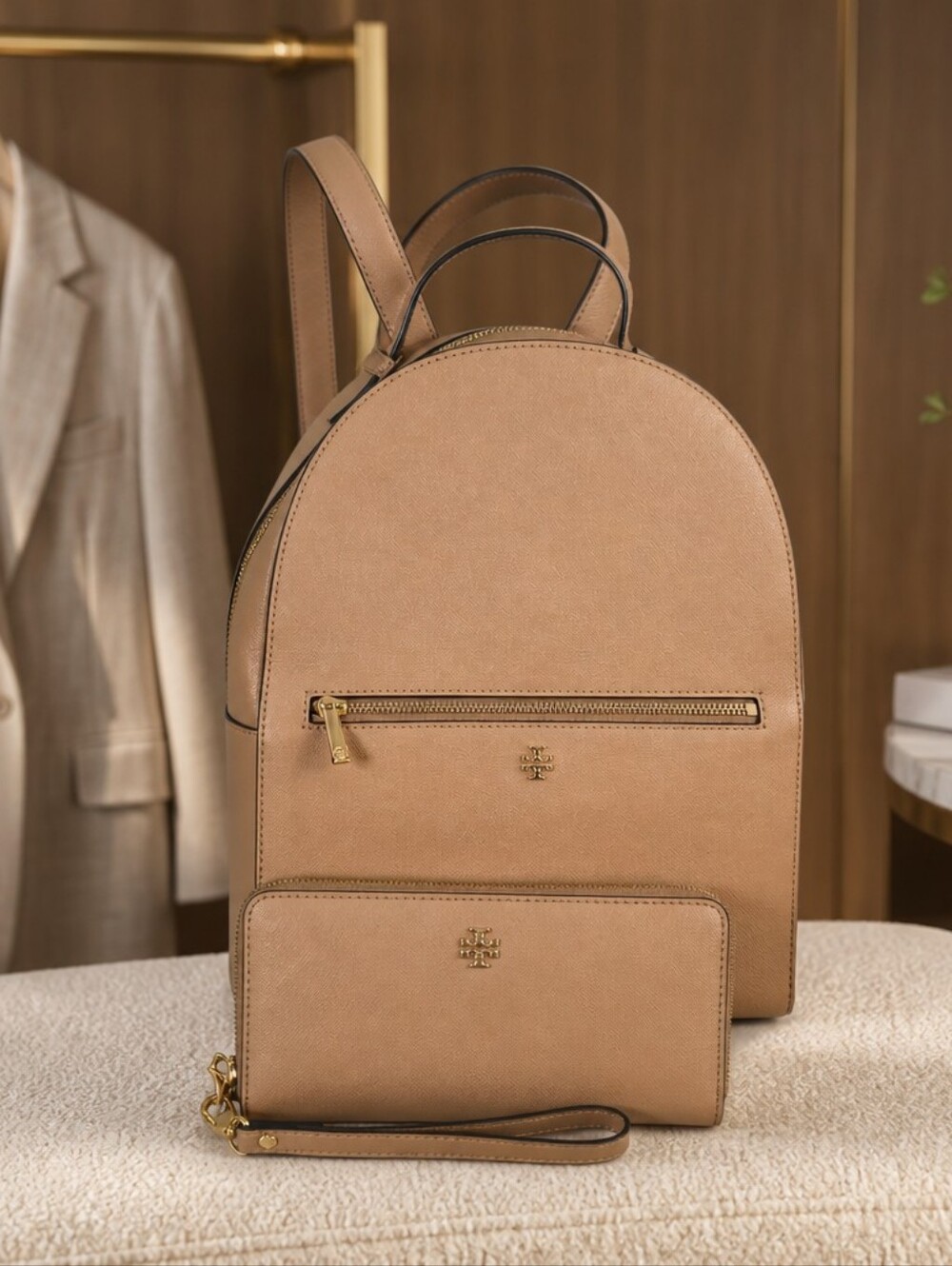 Tory Burch Tan Leather Backpack with Matching Wristlet EUC